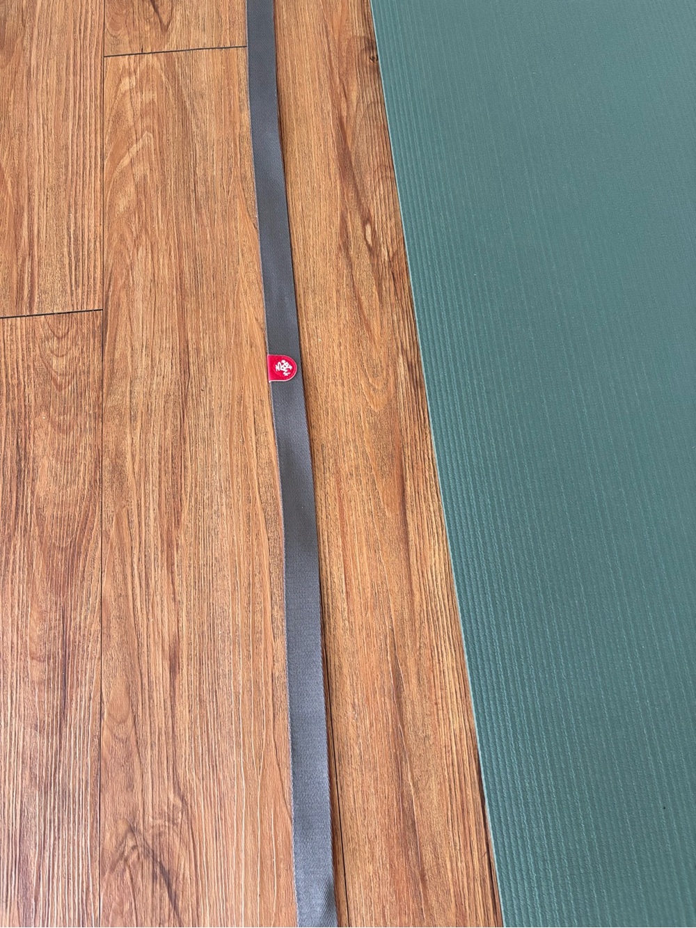 manduka Dark Green Yoga Mat with Carry Strap - Picture 3 of 5